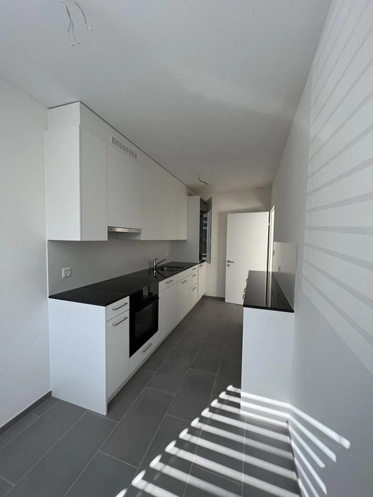 Spacious 2-room apartment in the St. Johann district - Photo 6 of 8