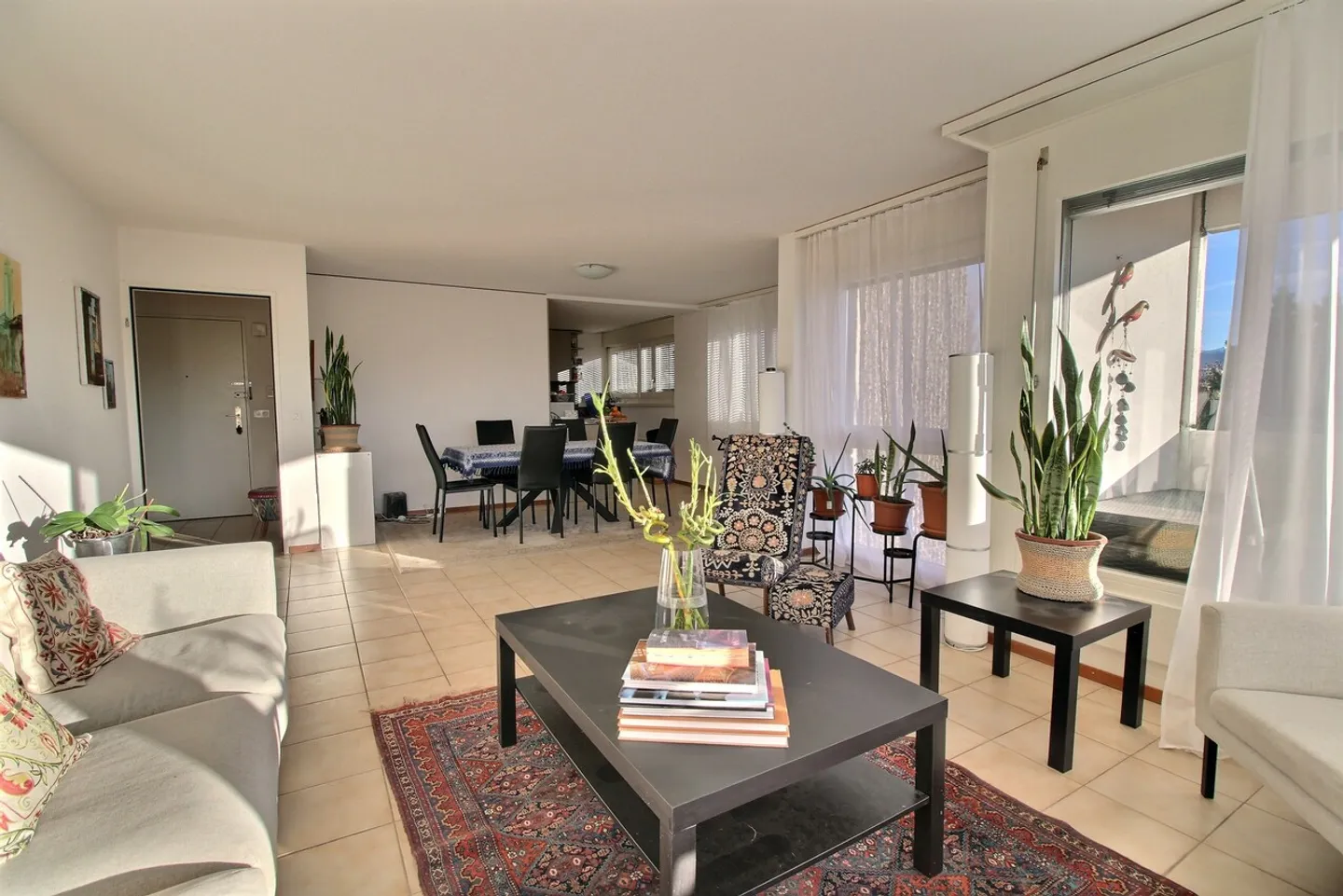 Appartamento familiare mozzafiato di 140 m² al 6° piano a Friburgo - Foto 4 di 13