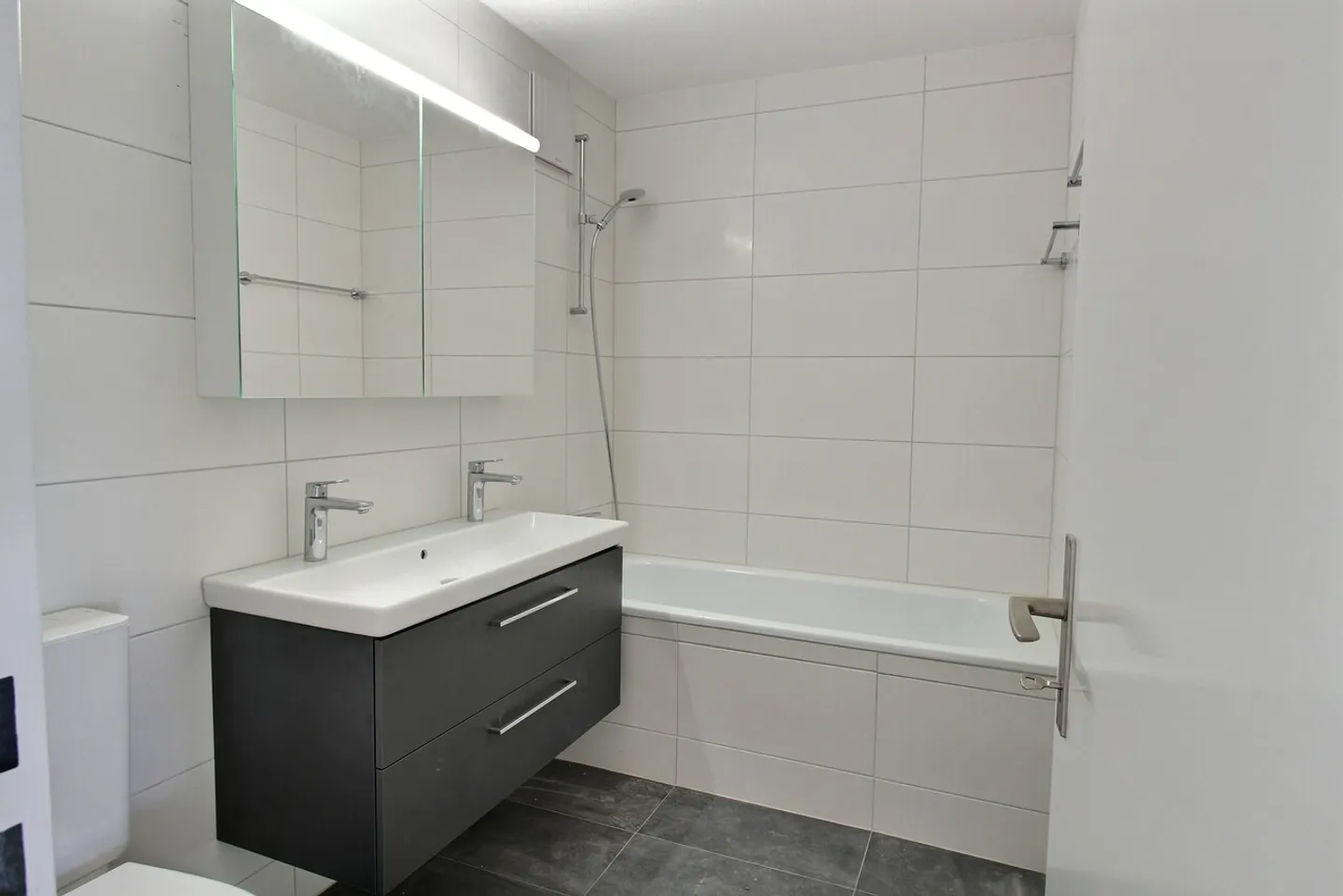 Appartamento familiare mozzafiato di 140 m² al 6° piano a Friburgo - Foto 5 di 13
