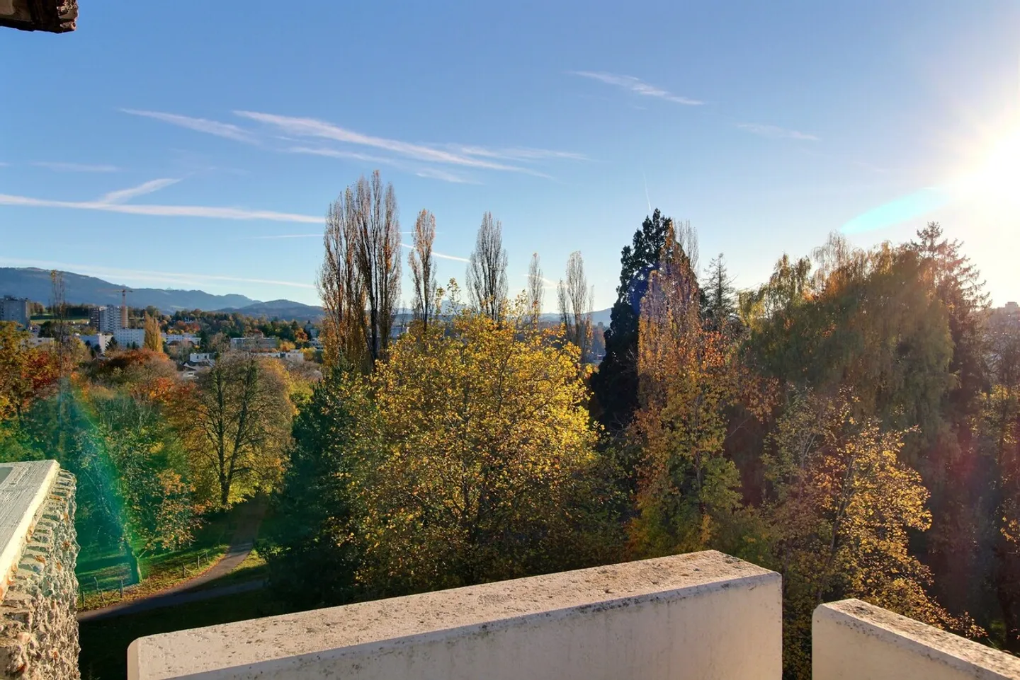 Appartamento familiare mozzafiato di 140 m² al 6° piano a Friburgo - Foto 6 di 13