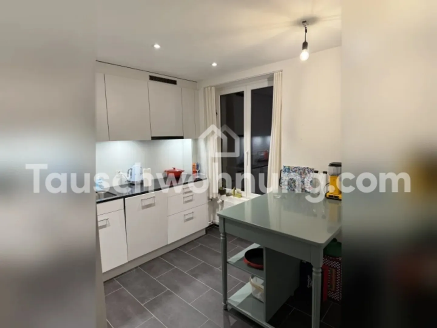 [SCAMBIO] Appartamento in edificio storico Niederdorf - Foto 5 di 8