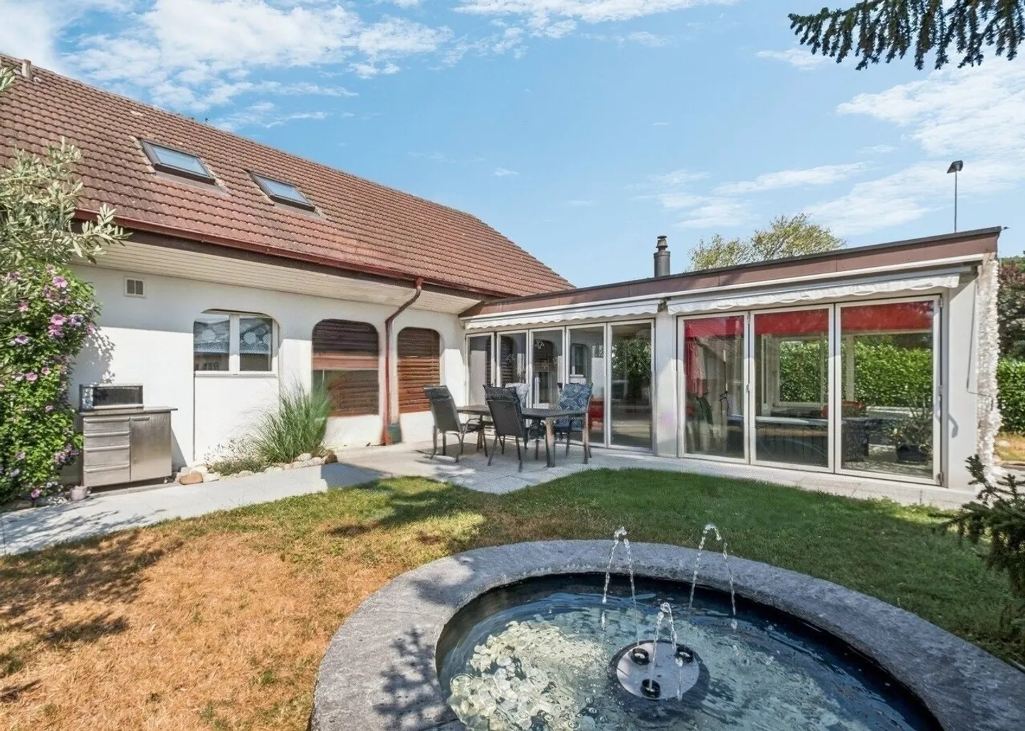 Family-friendly and spacious living in an ideal location - Photo 1 of 8