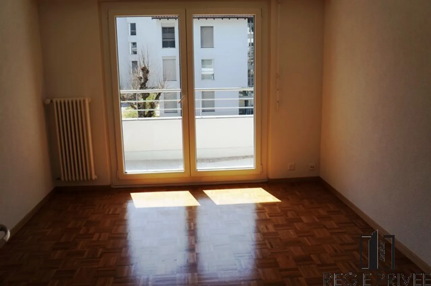 2.5-room apartment with balcony - Photo 5 of 6