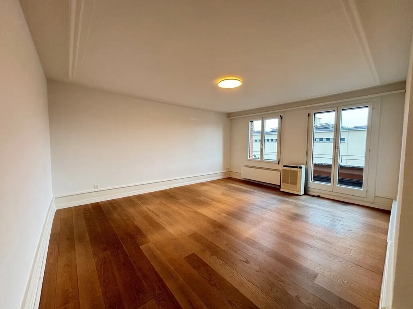 Apartment/Office in Historic Property - Photo 9 of 12