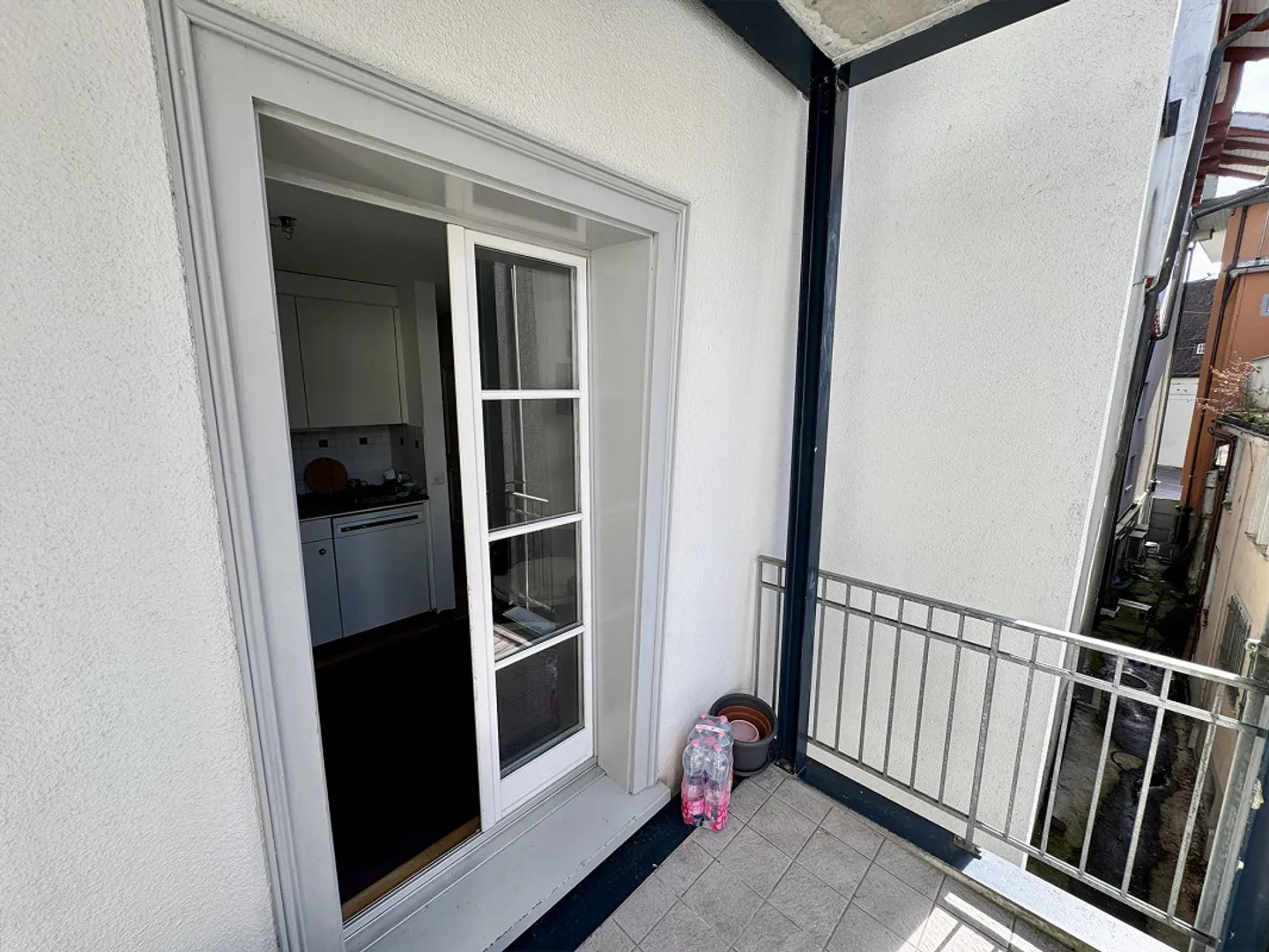 Charmante appartement 1.5 pièces avec balcon dans la vieille ville de Saint-Gall - Photo 13 sur 18