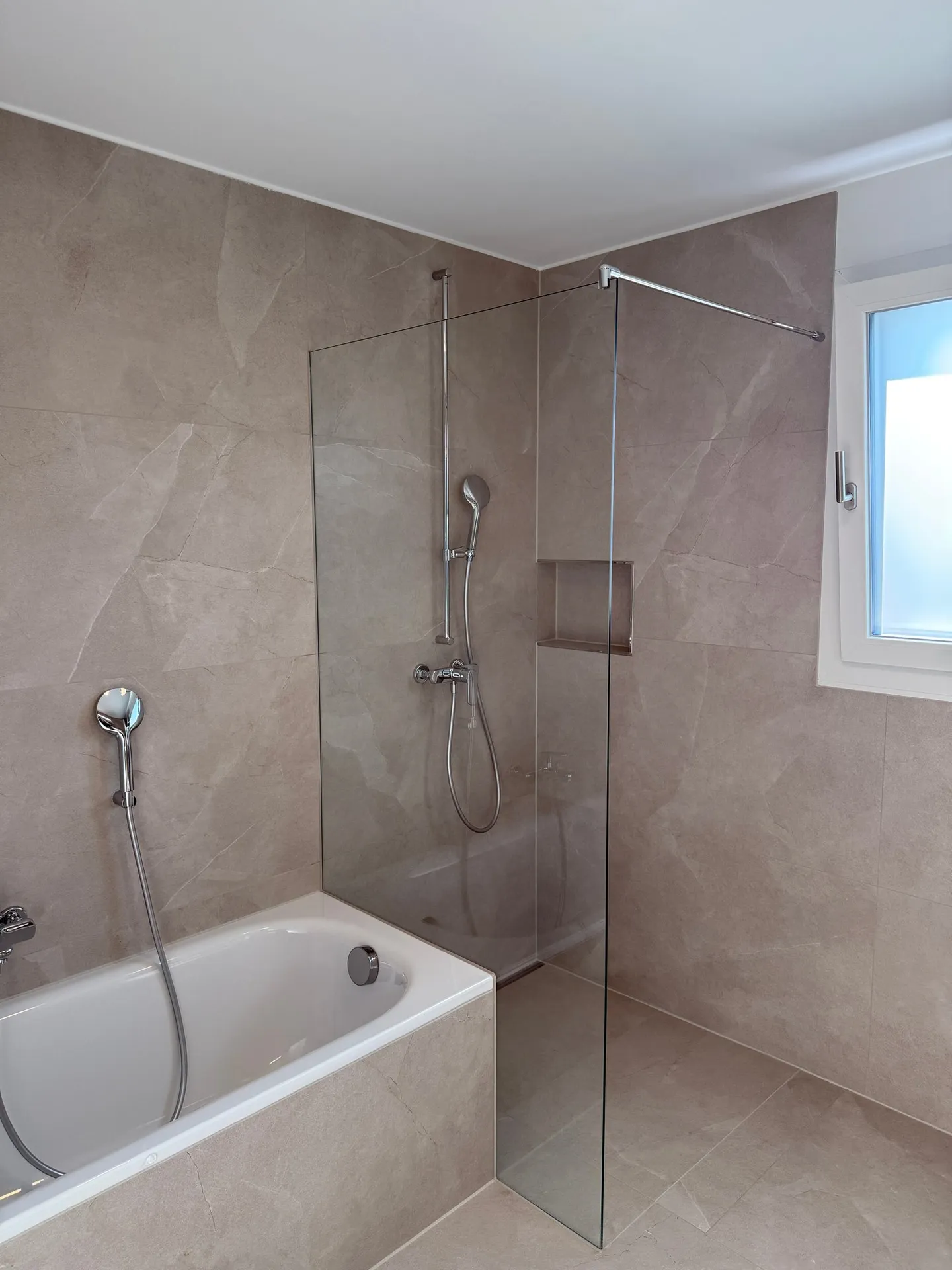 Moderne 3-Zimmer-Wohnung in Wohlen - Foto 5 von 6