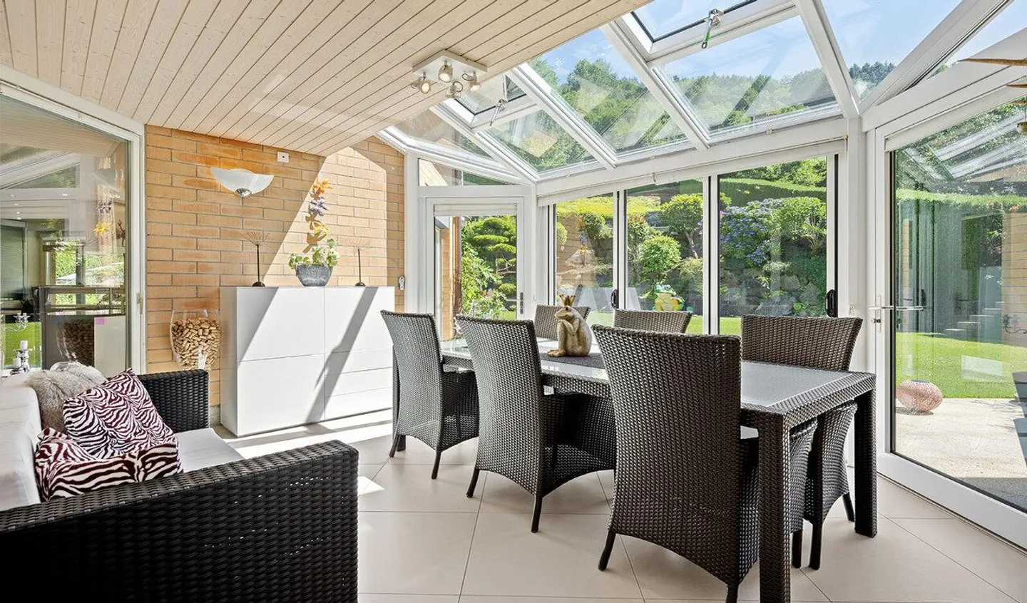 Single-family house: Apartment, heated pool, 1,155 m² plot - Photo 3 of 7