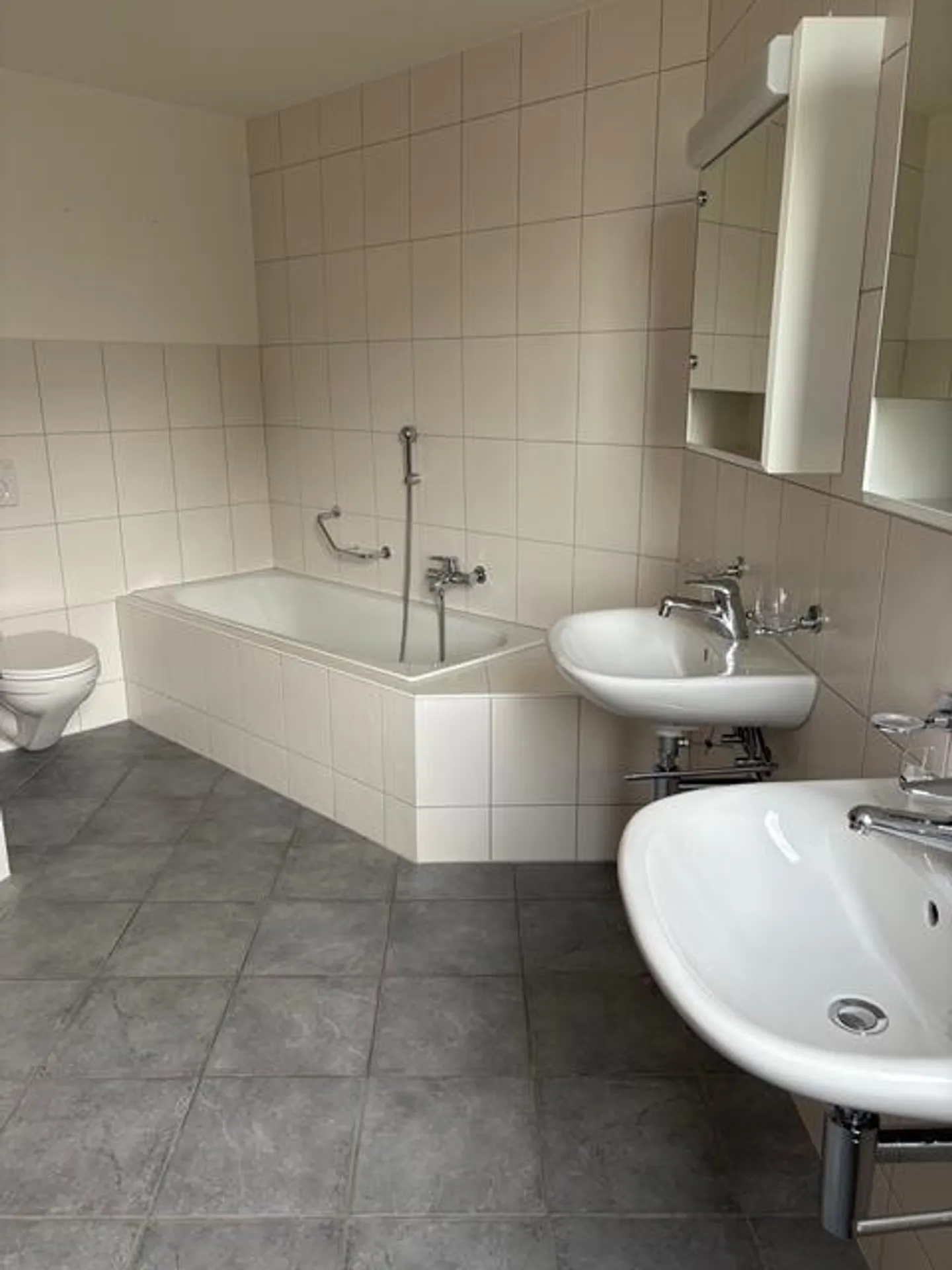 Charmant appartement de 4,5 pièces à louer - Photo 5 sur 8