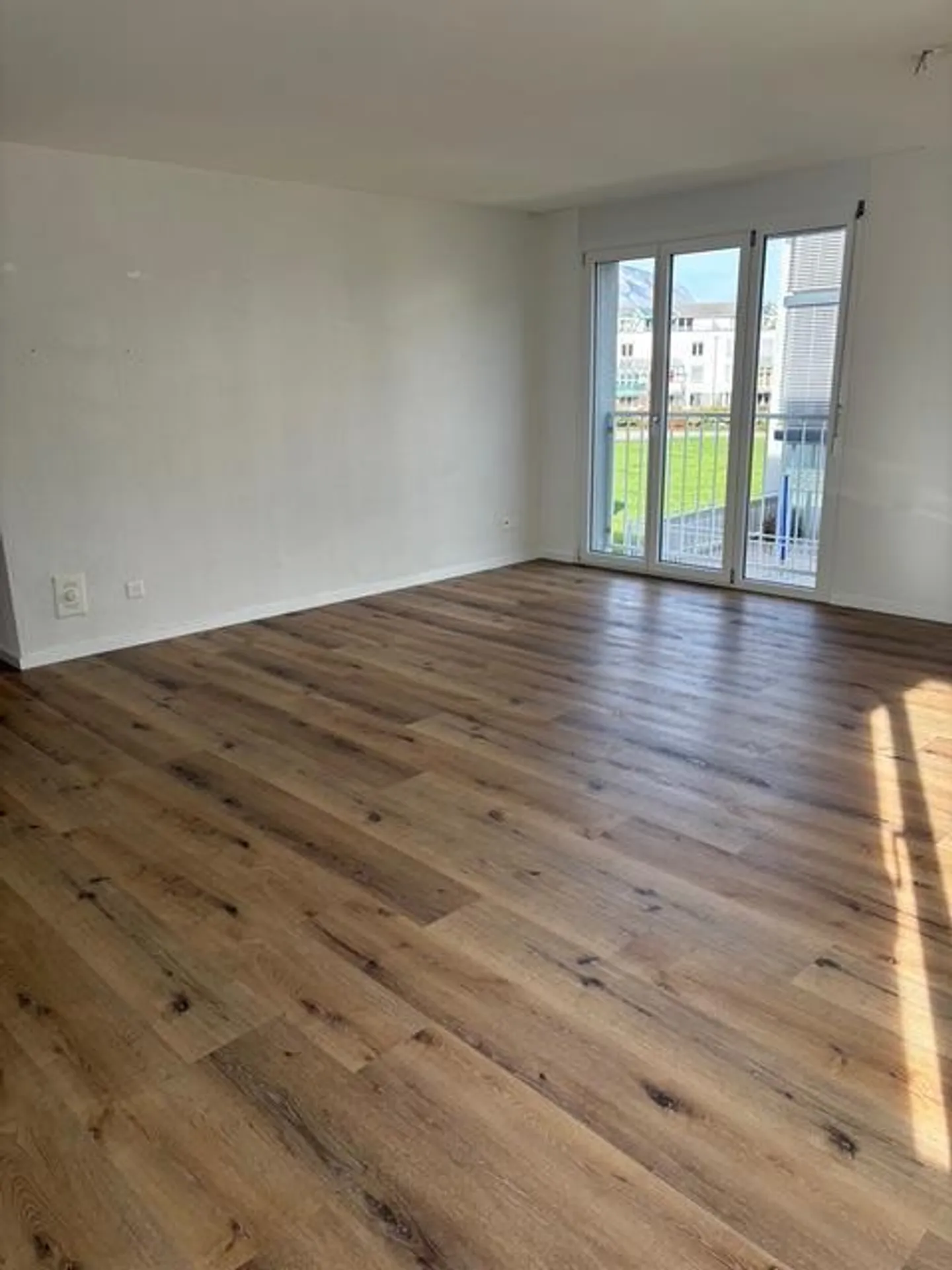 Charmant appartement de 4,5 pièces à louer - Photo 3 sur 8