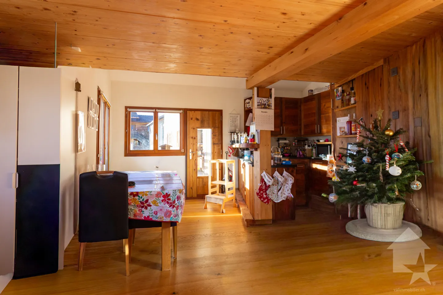 Renovated barn with 4.5 rooms and 107 m2 of living space as well as a 40 m2 large garden - Photo 2 of 14