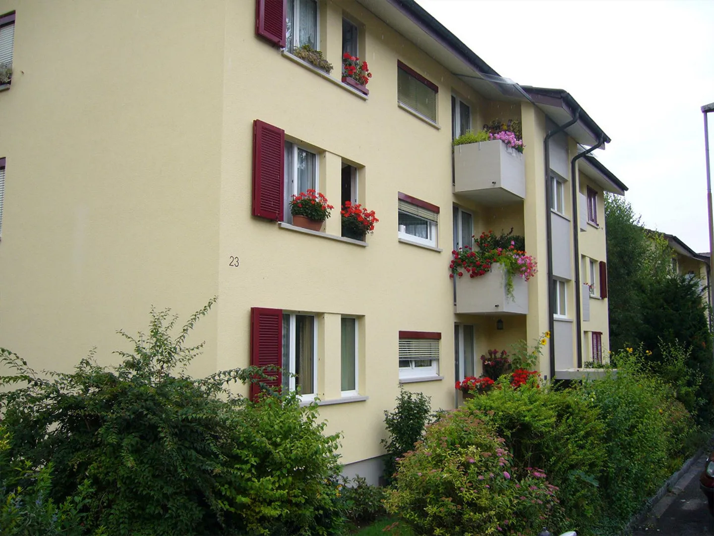 Affitto di un appartamento cooperativo di 4 ½ locali - Foto 4 di 6