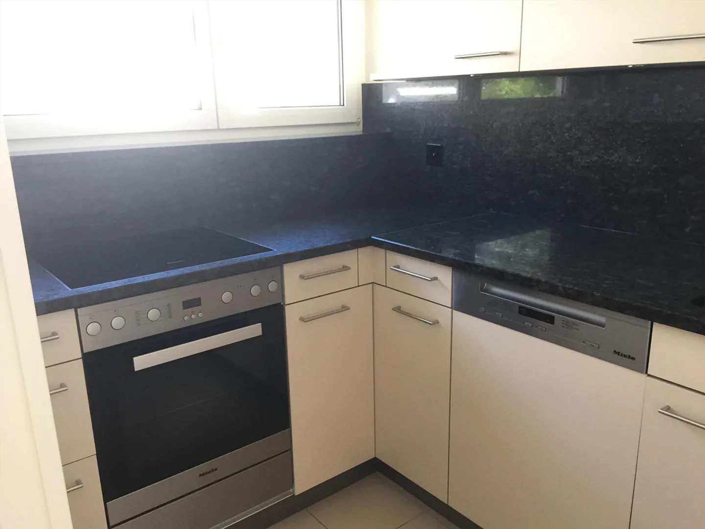 Affitto di un appartamento cooperativo di 4 ½ locali - Foto 5 di 6
