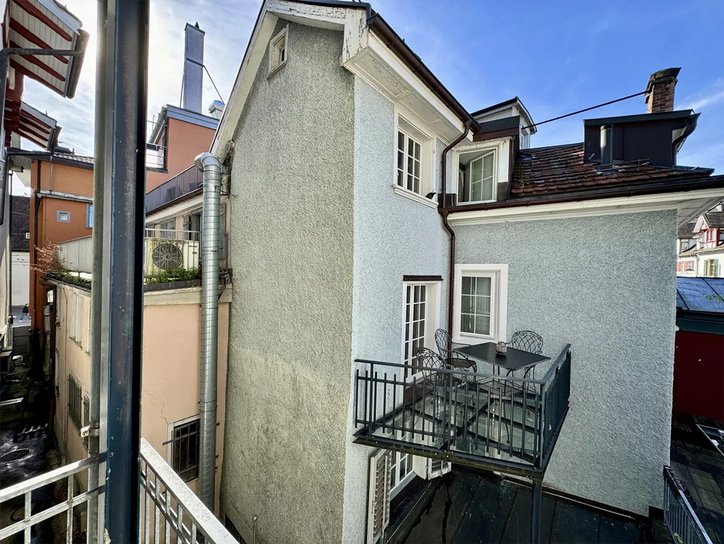 Charmante appartement 1.5 pièces avec balcon dans la vieille ville de Saint-Gall - Photo 14 sur 18