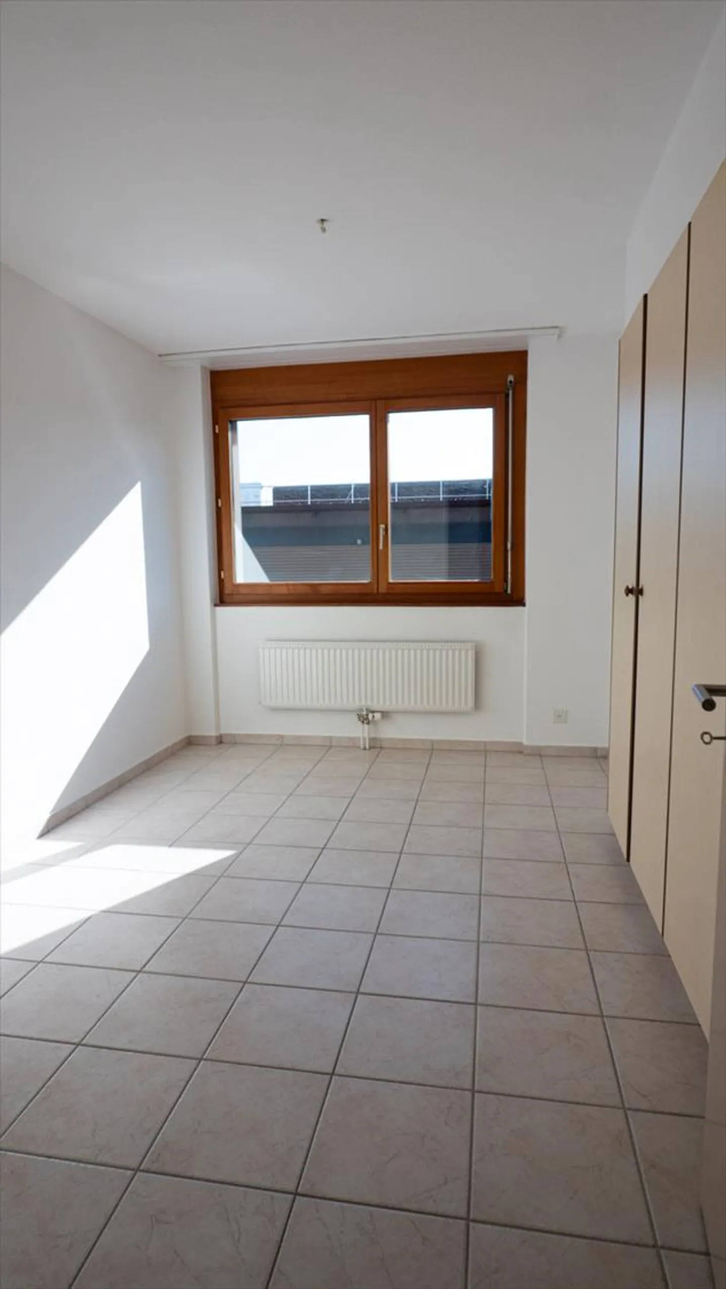 Appartamento in affitto - Foto 9 di 11