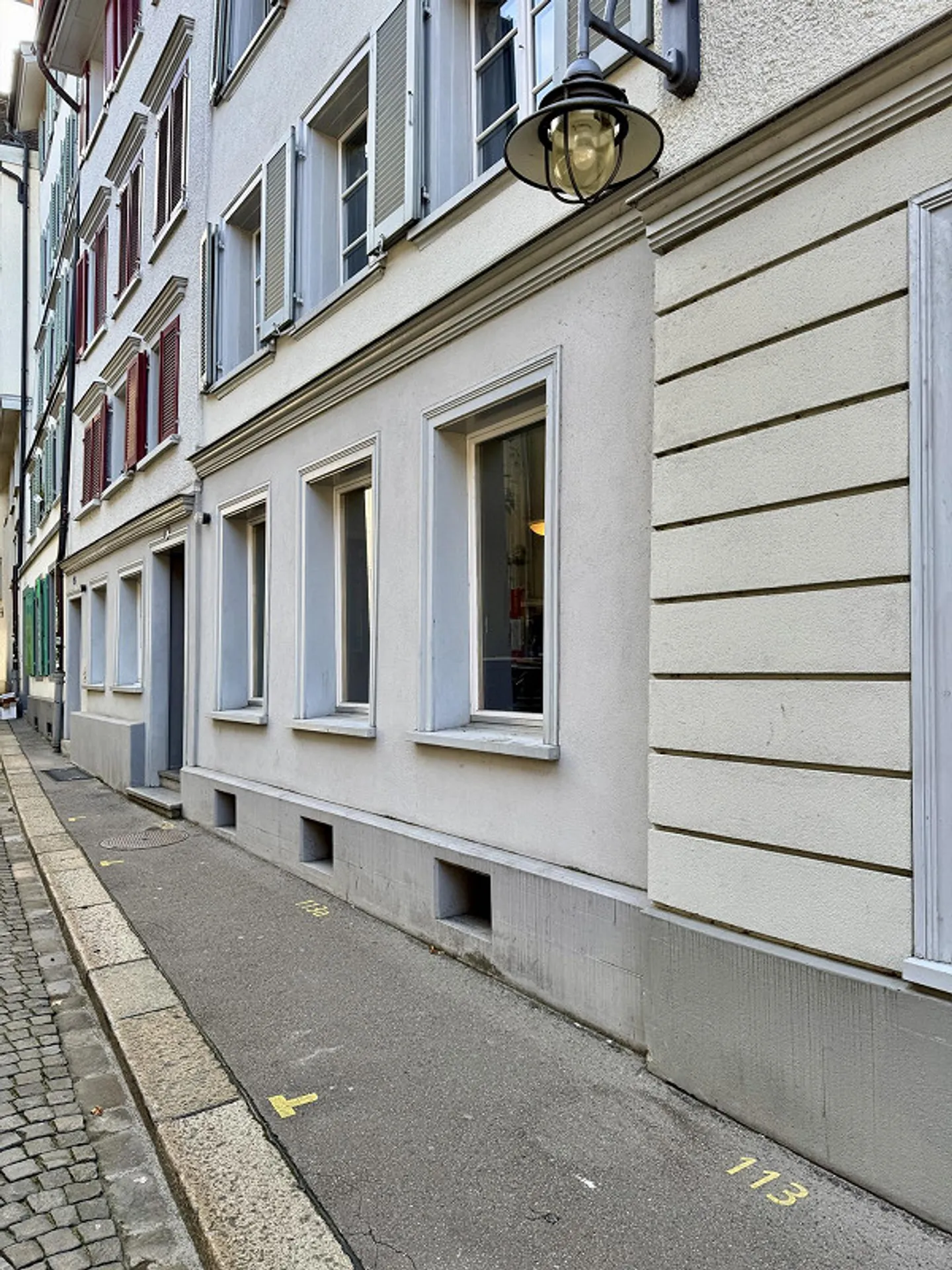 Charmante appartement 1.5 pièces avec balcon dans la vieille ville de Saint-Gall - Photo 17 sur 18