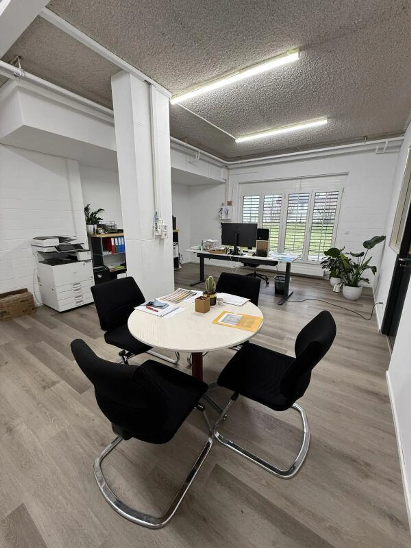 Attractive commercial or office space at top conditions - Photo 5 of 11