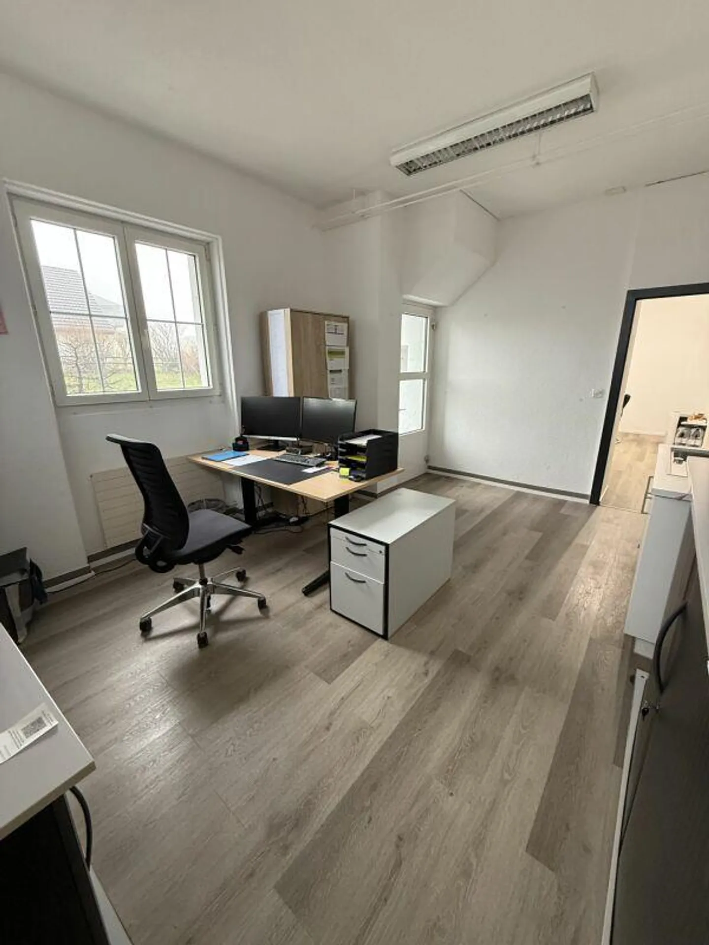 Attractive commercial or office space at top conditions - Photo 6 of 11