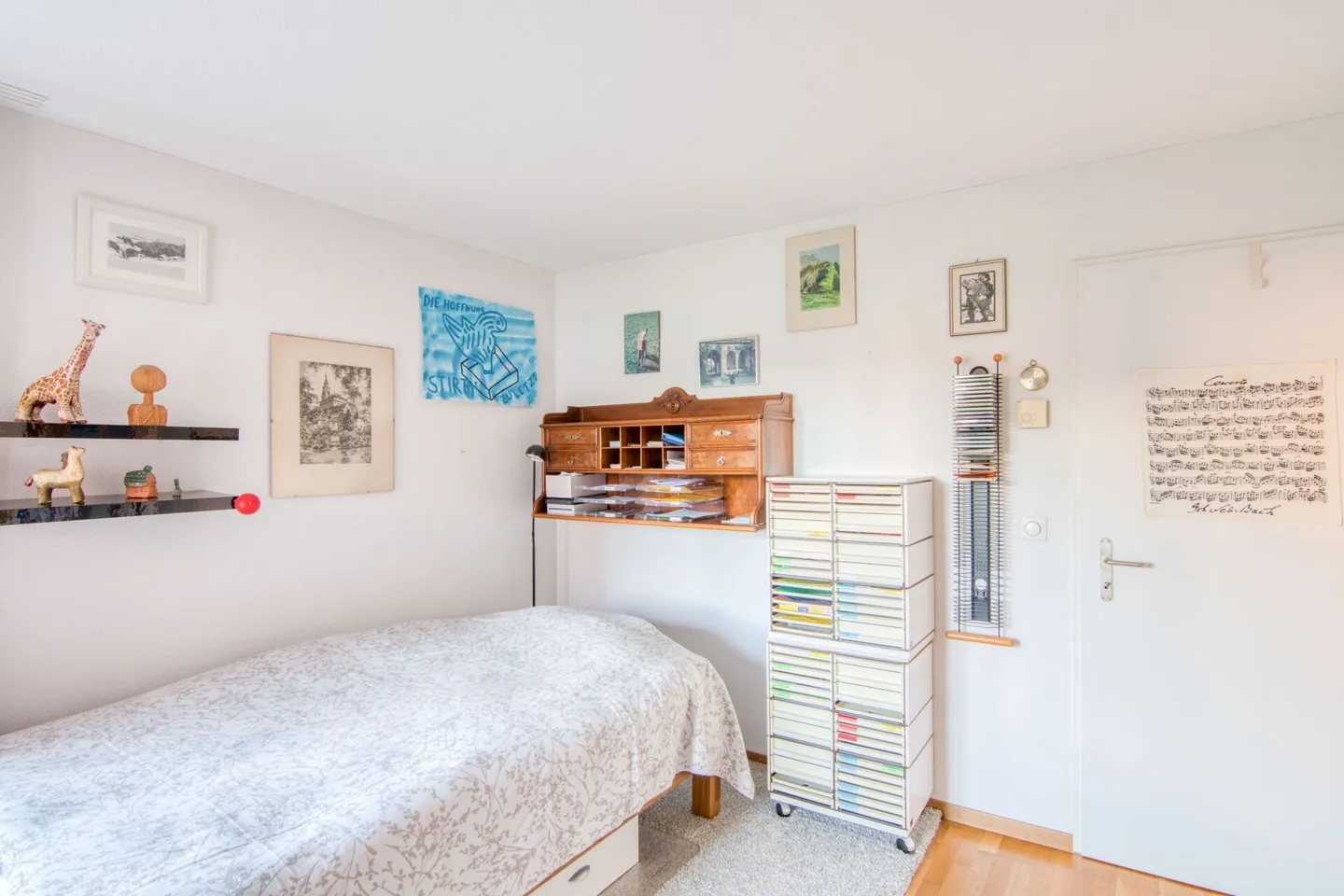 Bathed in Light and Alpine Panorama: Spacious, Barrier-Free 5.5-Room Garden Apartment - Photo 17 of 33