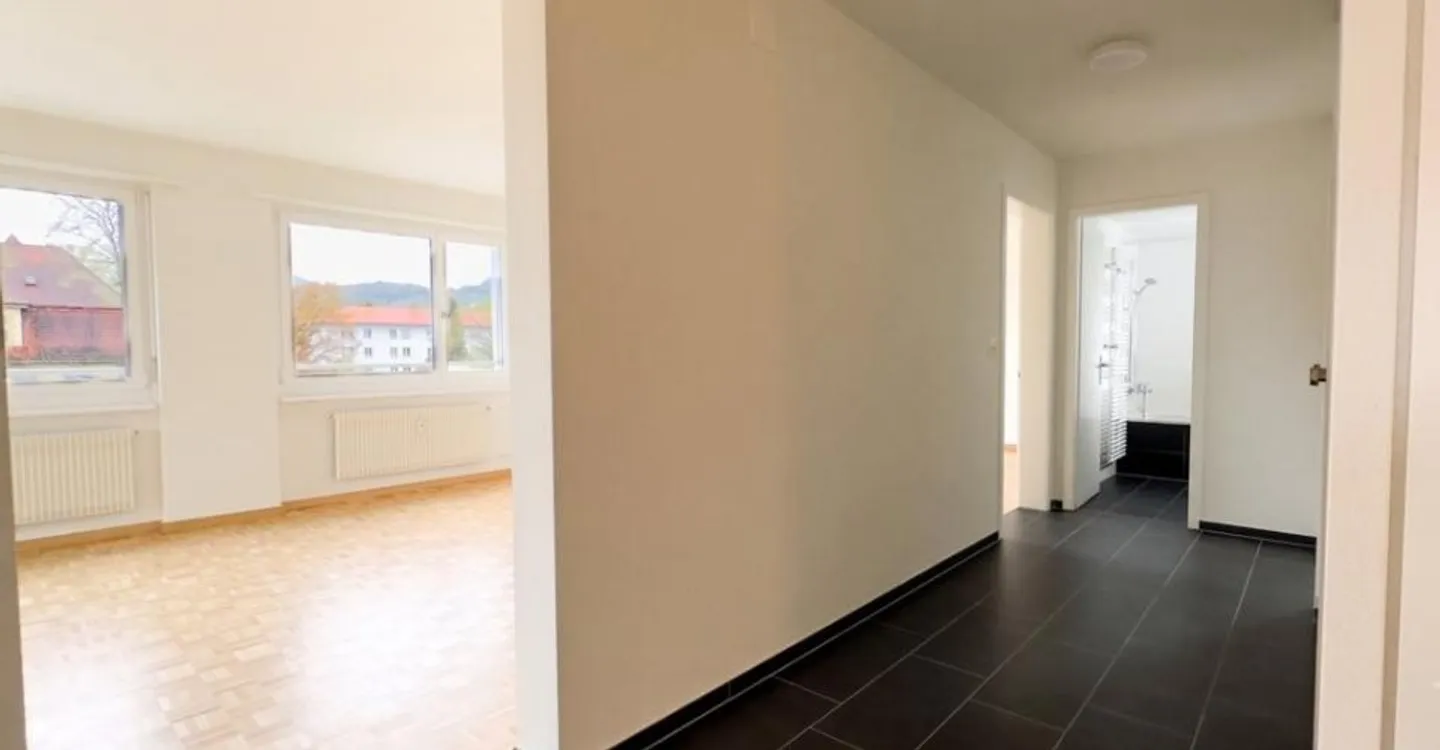 Appartement spacieux (103m2) 4,5 pièces - Photo 9 sur 10