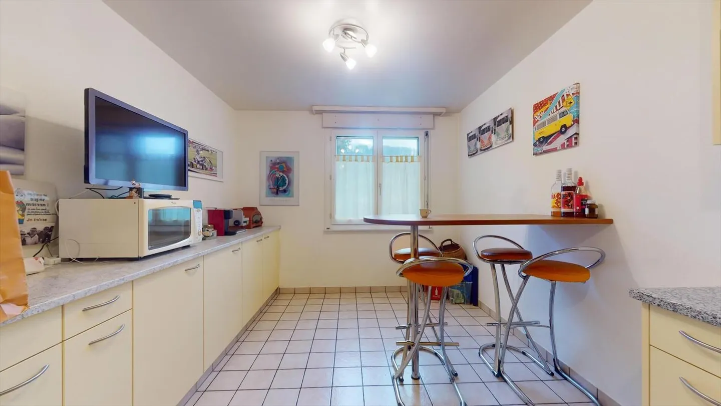 Appartamento in vendita - Foto 6 di 12