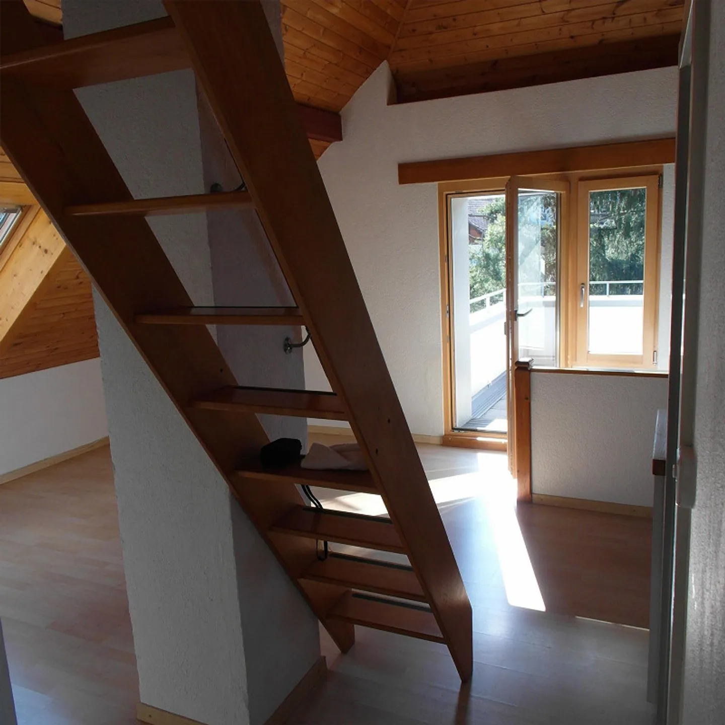 Appartamento attraente con 3 stanze in mansarda con terrazza di 12m2 - Foto 1 di 27