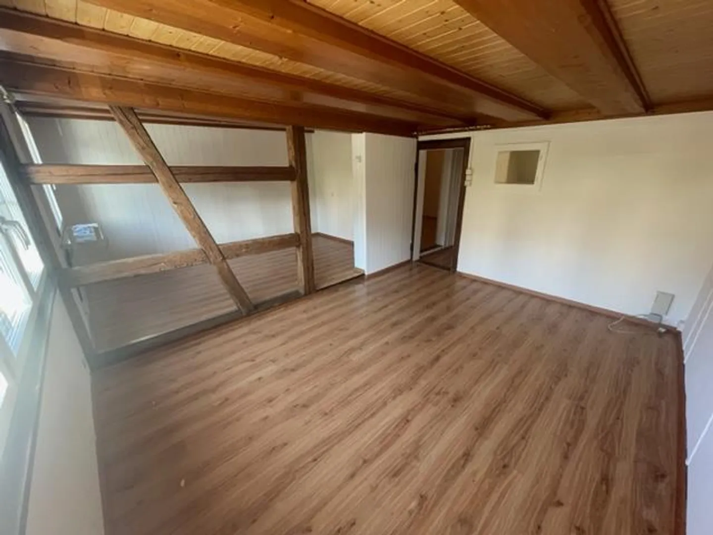 Casa d'epoca con 5 stanze a Kreuzlingen vicino al centro - Foto 7 di 9