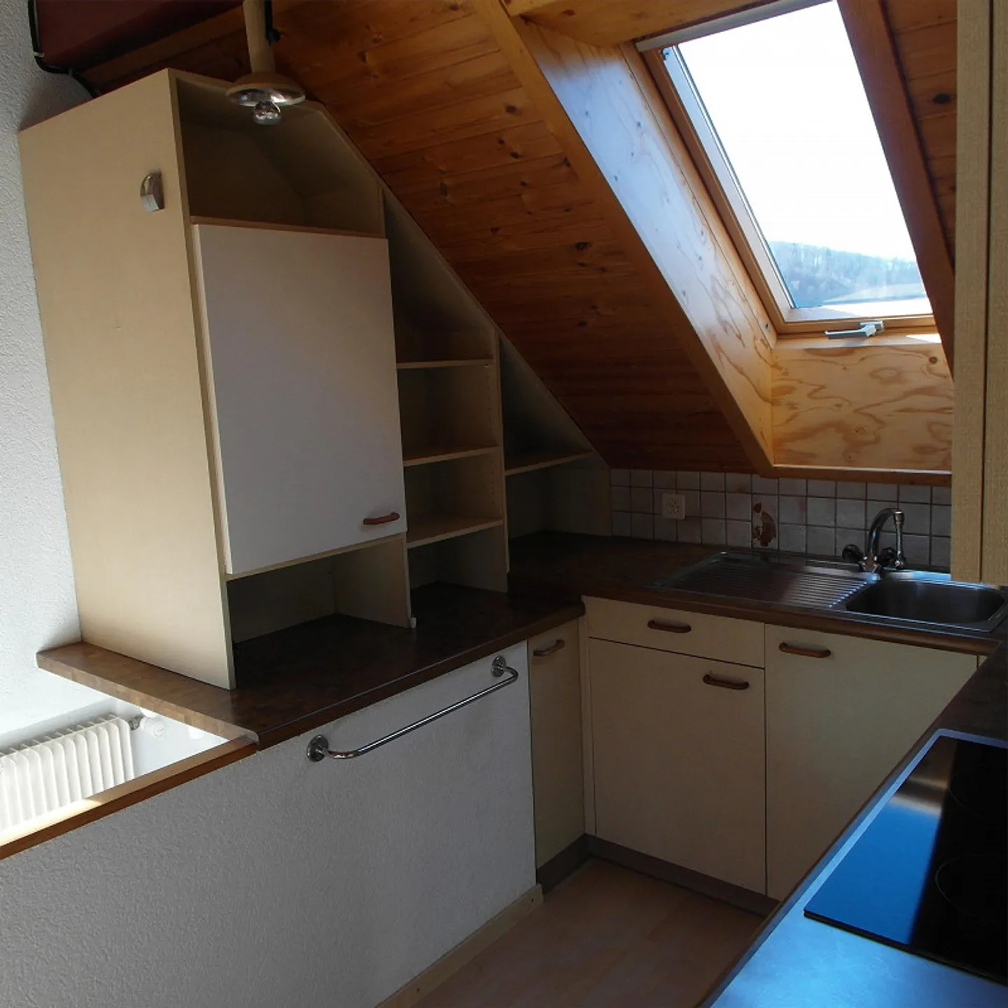 Appartamento attraente con 3 stanze in mansarda con terrazza di 12m2 - Foto 7 di 27