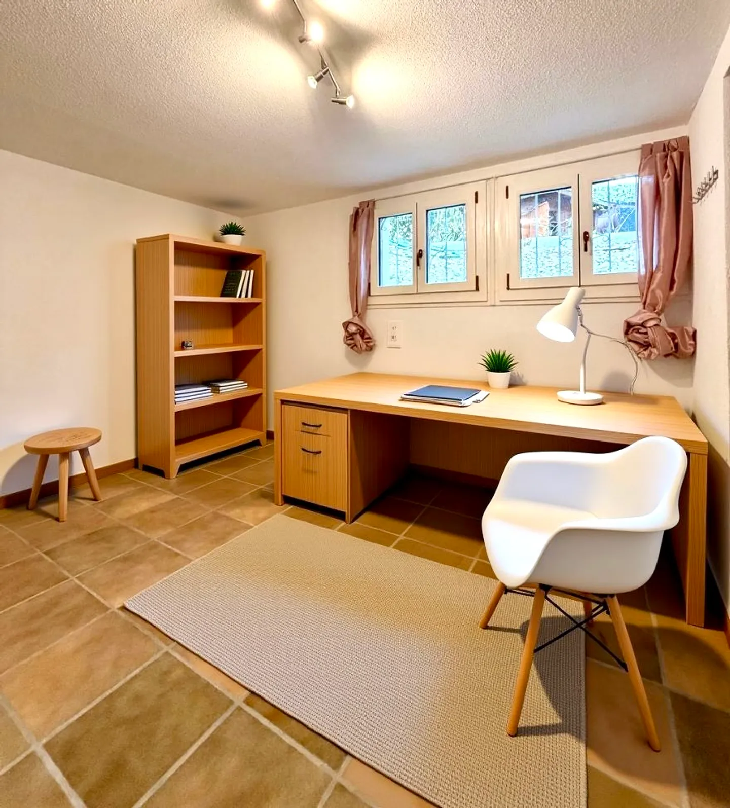 Semi-Detached House 6 Rooms - Photo 3 of 9