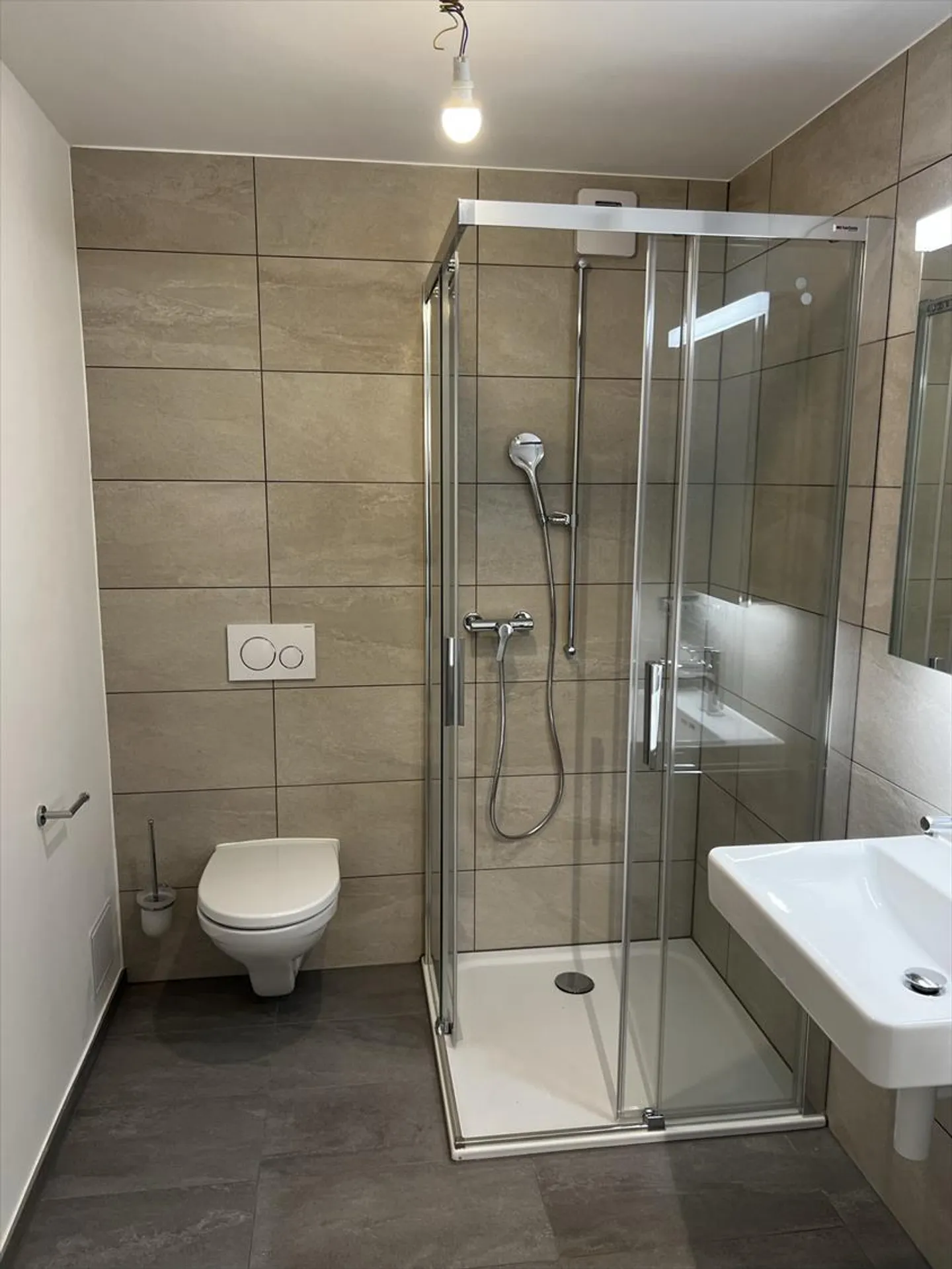 Appartement 2.5 pièces - Photo 2 sur 5