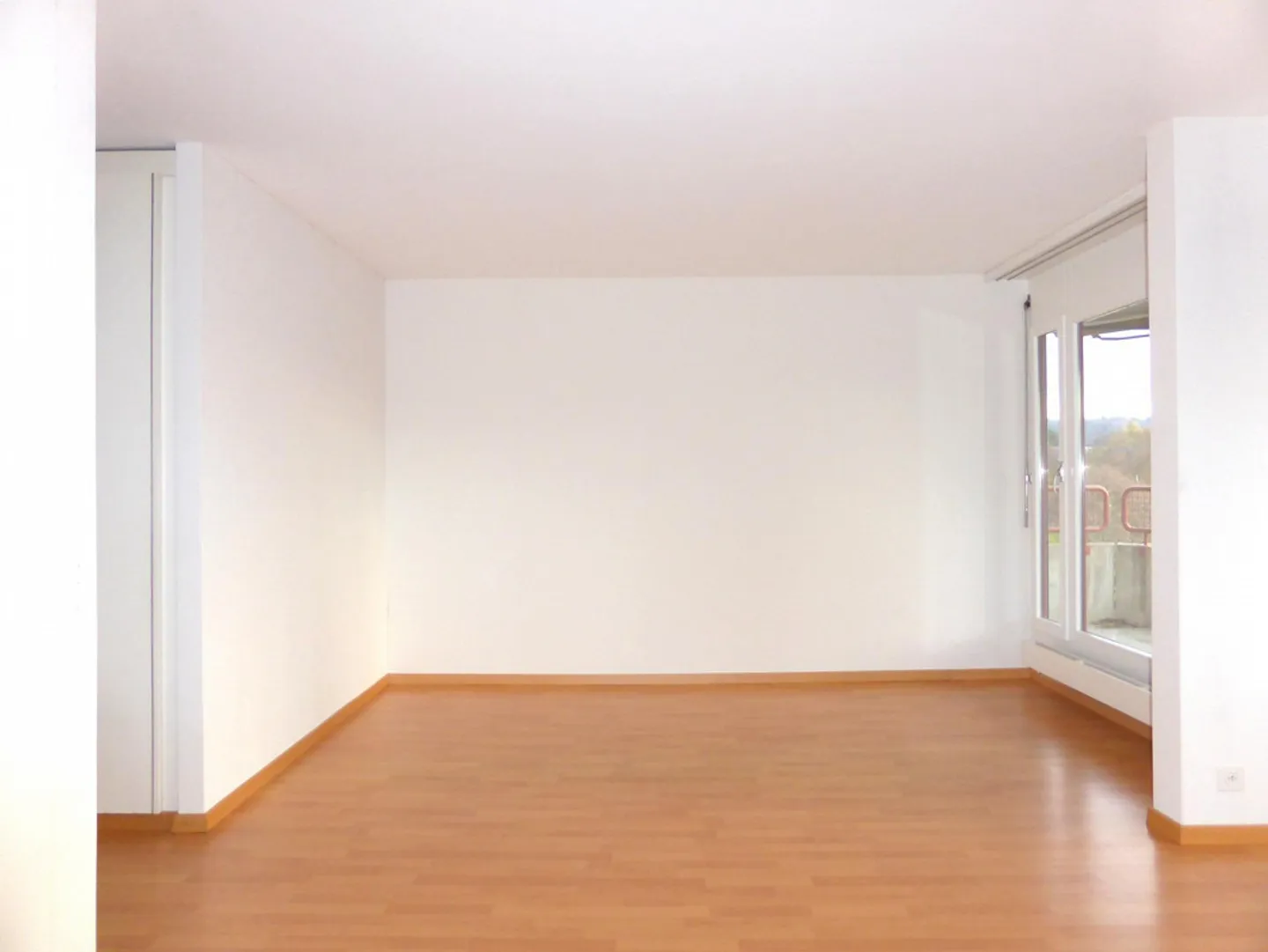 Appartement familial près de Westside - Photo 3 sur 7