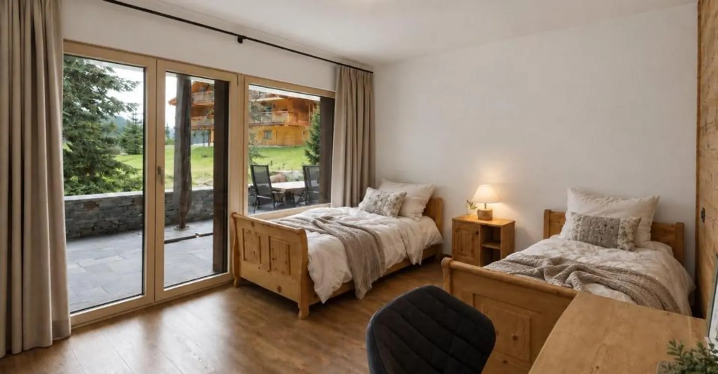 Elegant Duplex Apartment in Crans - Photo 4 of 11