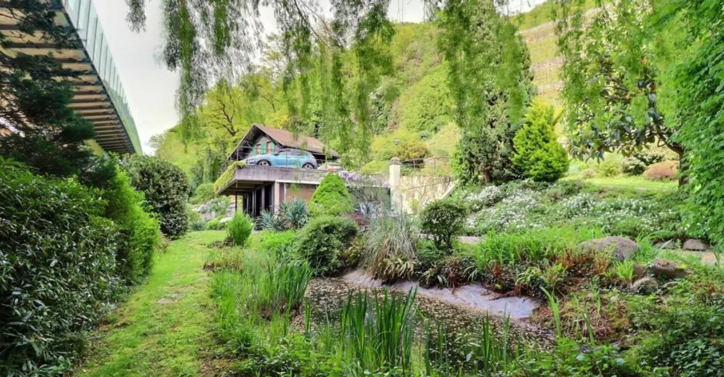 Terrain à bâtir avec potentiel - Photo 8 sur 11
