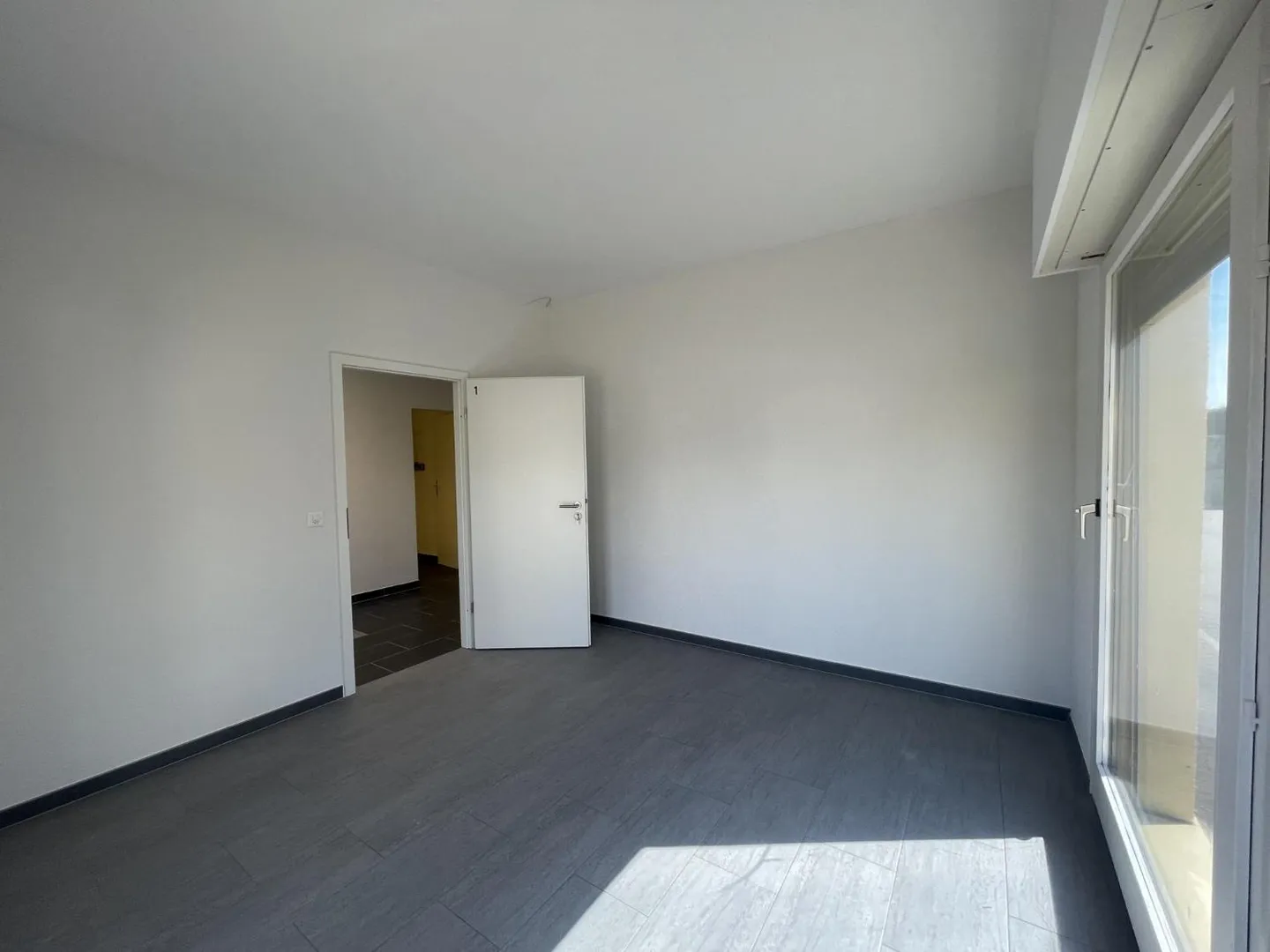 FOR RENT? OFFICE / PROFESSIONAL SPACE IN BOGIS-BOSSEY - Photo 2 of 5