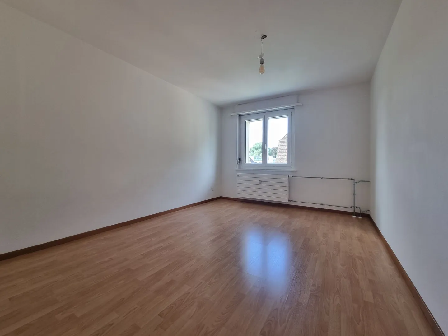 Appartamento di 2.5 locali in affitto nel centro di Bienne - Foto 4 di 5