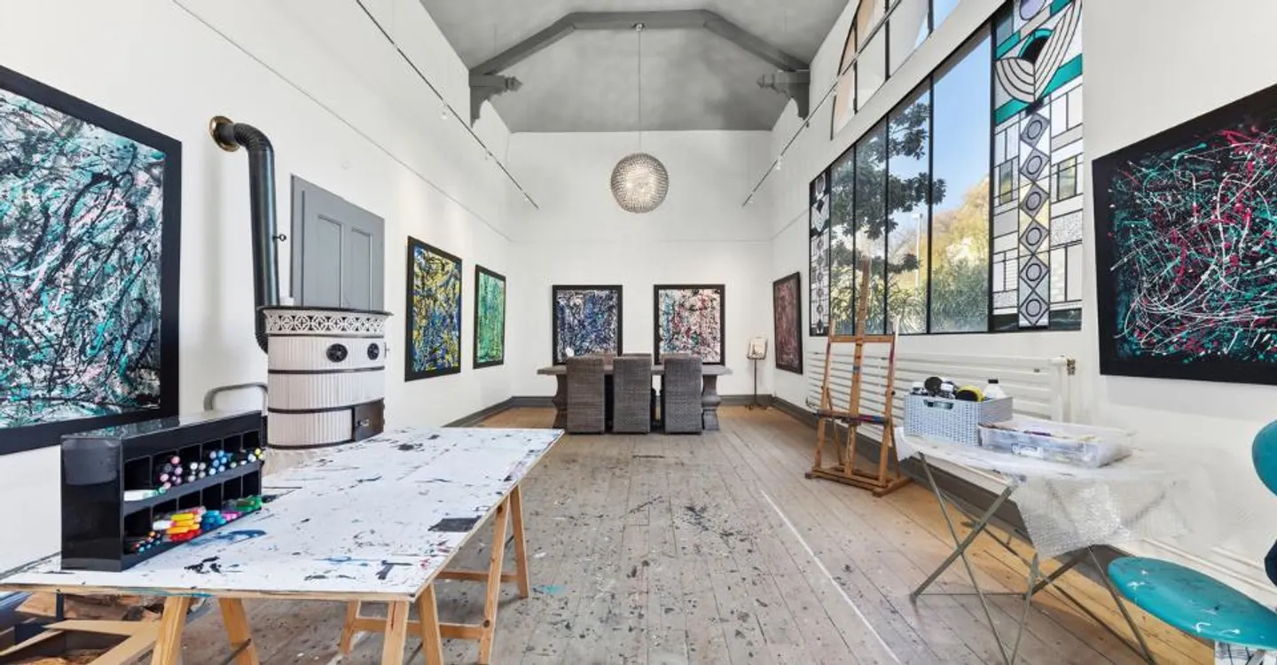 MANSION - WORKSHOP AND PARK - PANORAMIC VIEW - Photo 10 of 12