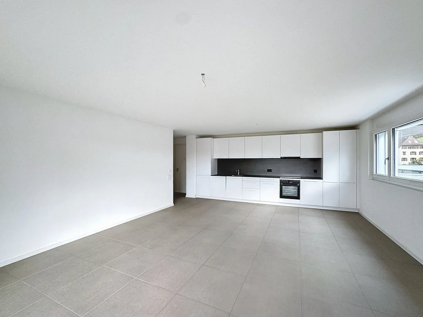 3.5-room apartment with terrace - Photo 3 of 10