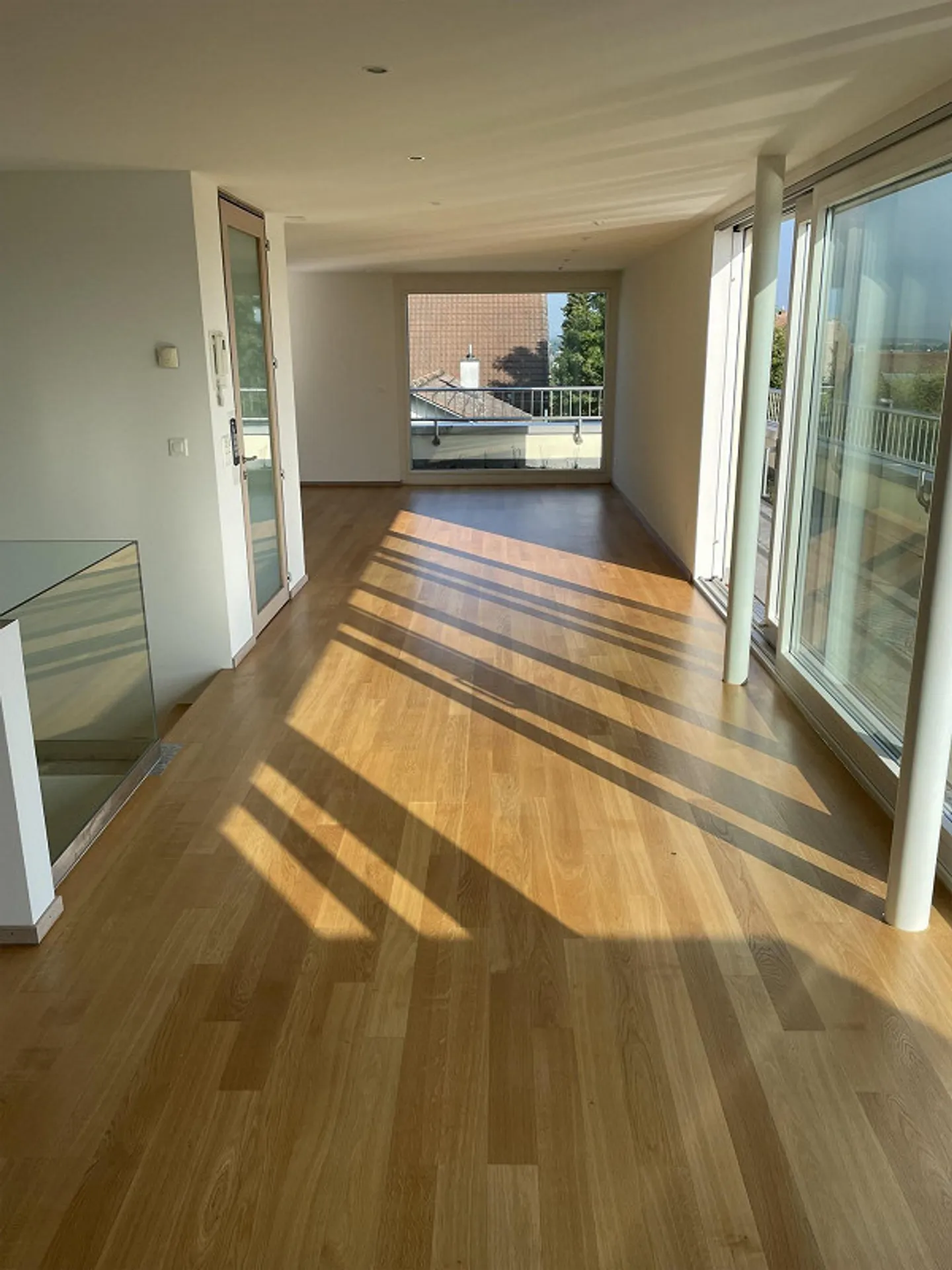 Luxurious 4.5 Maisonette Apartment in Binningen for Rent - Photo 5 of 27