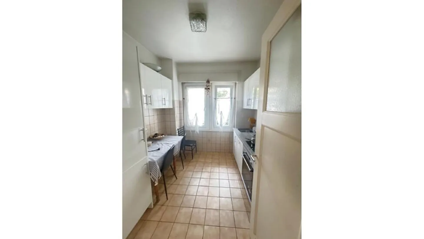 2-ZIMMER-WOHNUNG IN PULLY (VD), MÖBLIERT - Foto 3 von 8