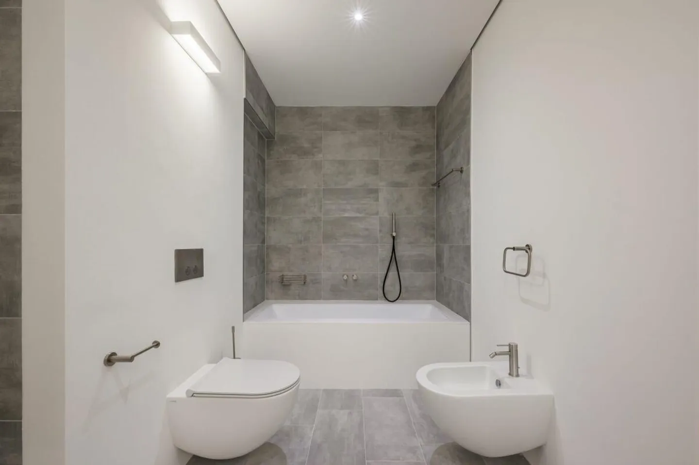 Prestigioso appartamento  4.5 locali a Maroggia - Foto 8 di 12