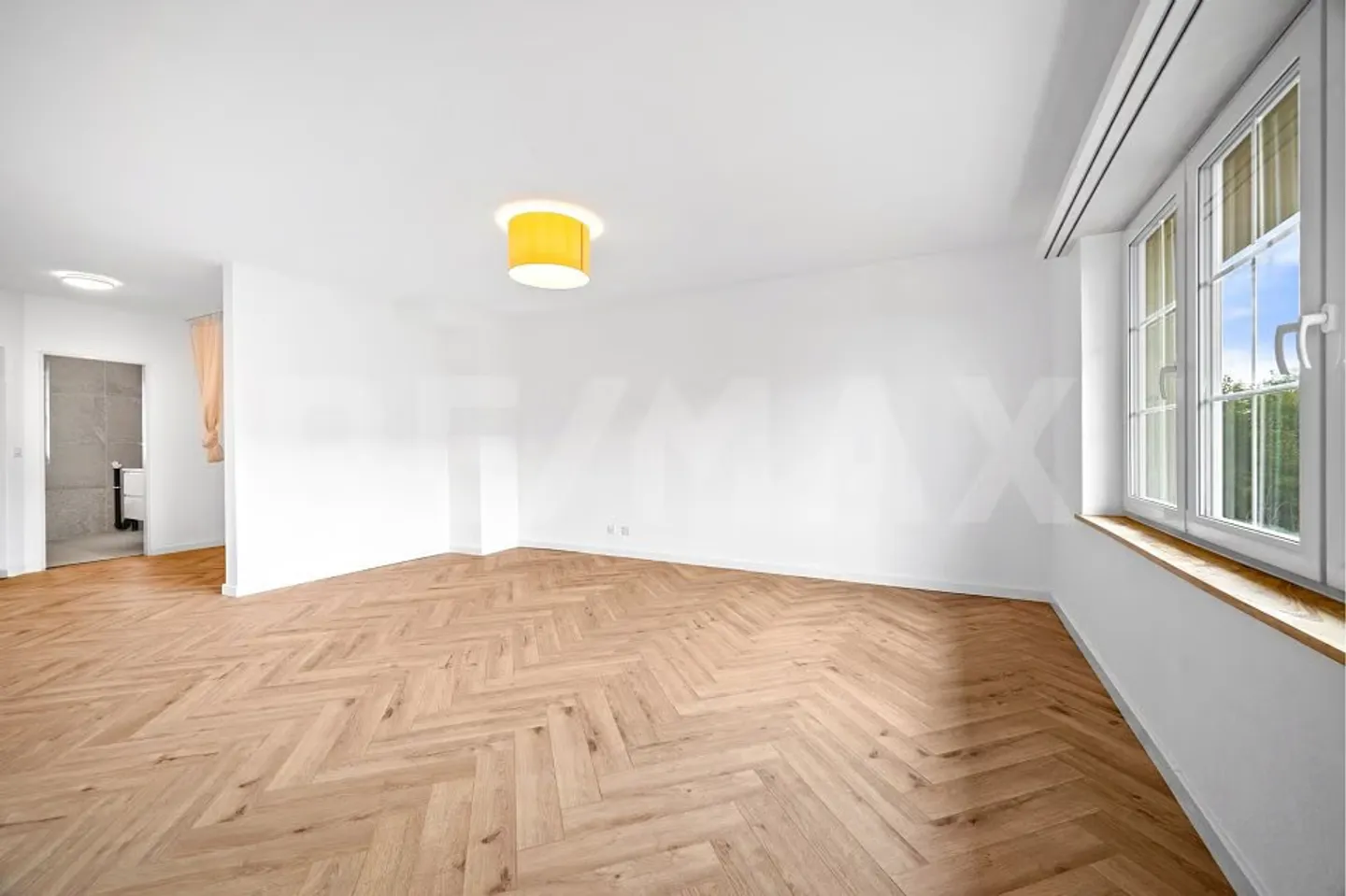 APPARTEMENT RÉNOVÉ DE 4 PIÈCES AVEC BALCON XXL ET CADRE IDYLLIQUE - Photo 9 sur 13