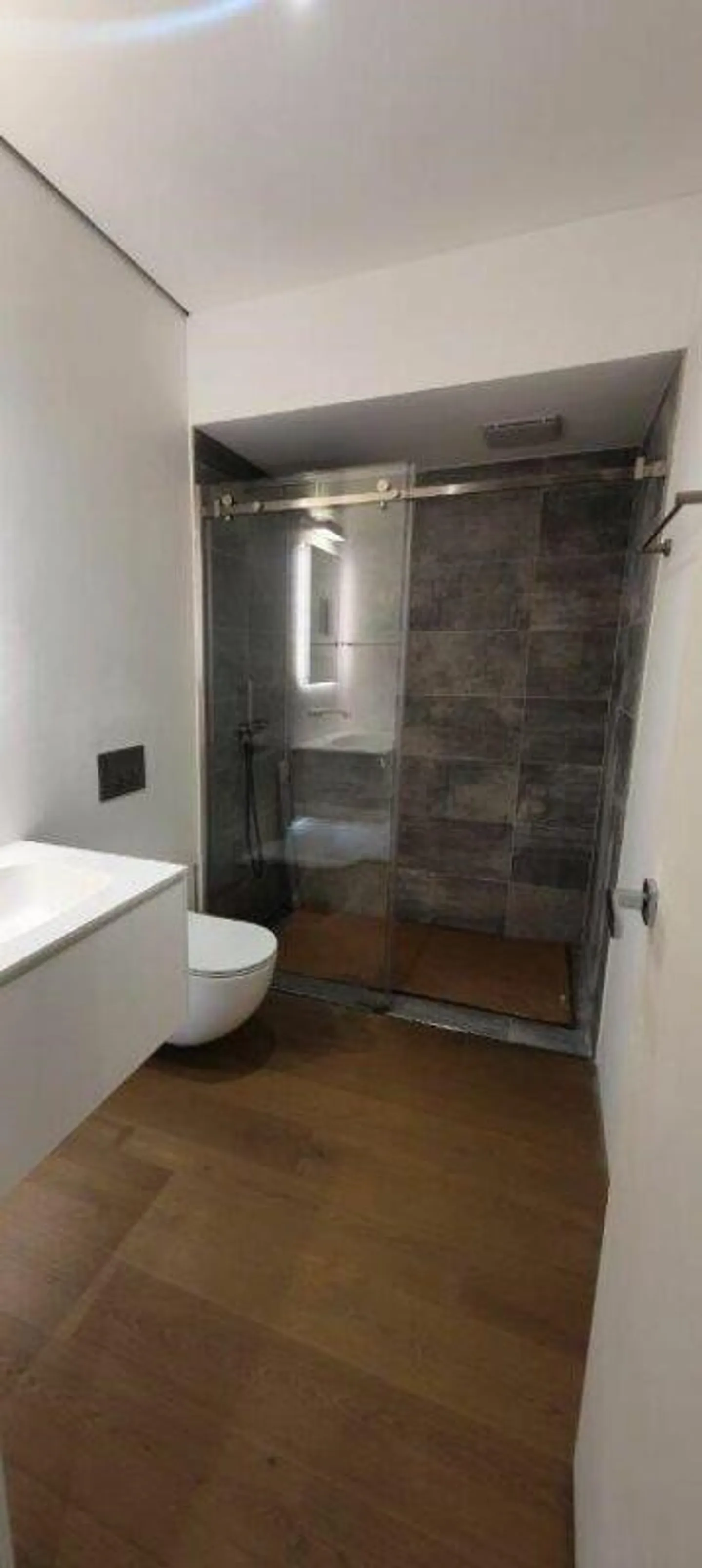 Prestigioso appartamento  4.5 locali a Maroggia - Foto 10 di 12
