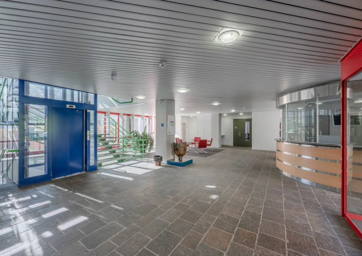 Ufficio / Pratica / Scuola / Centro | 1'218 m² - Foto 1 di 9