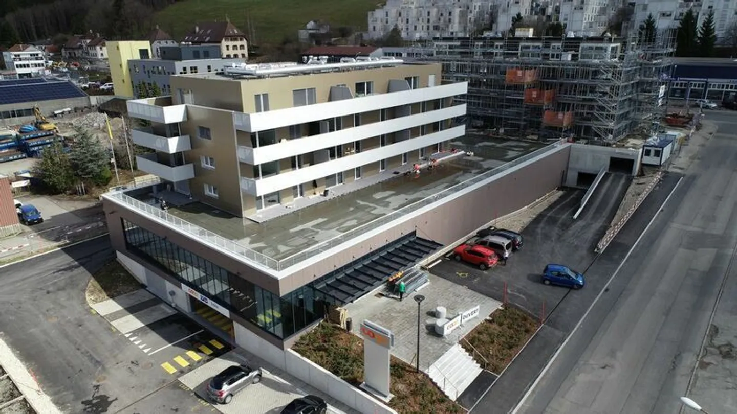 Indoor parking space number 41 - Photo 3 of 3