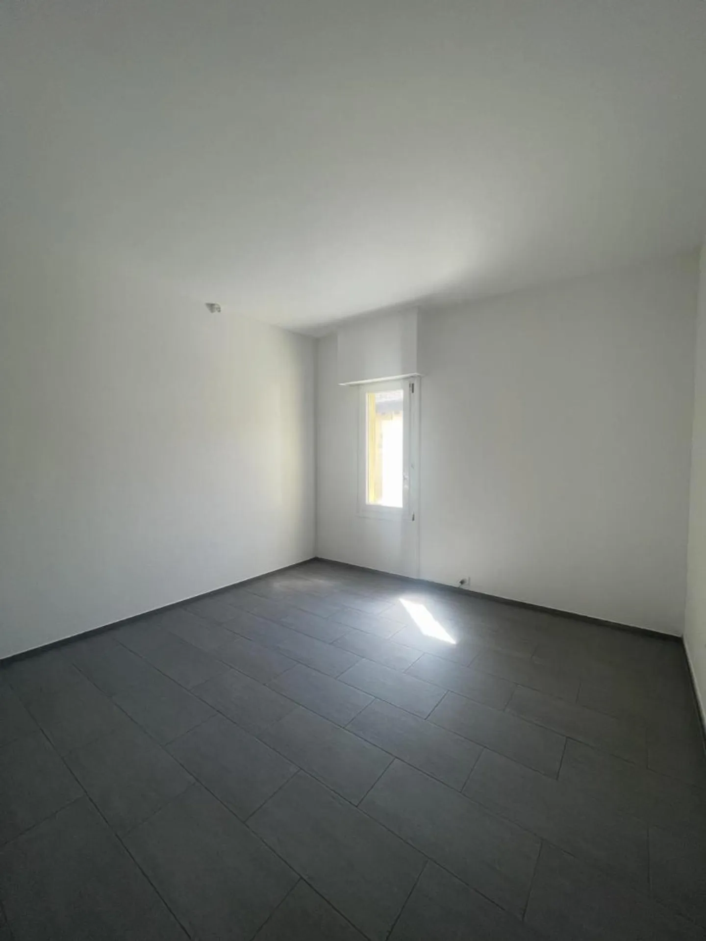 FOR RENT? OFFICE / PROFESSIONAL SPACE IN BOGIS-BOSSEY - Photo 2 of 5