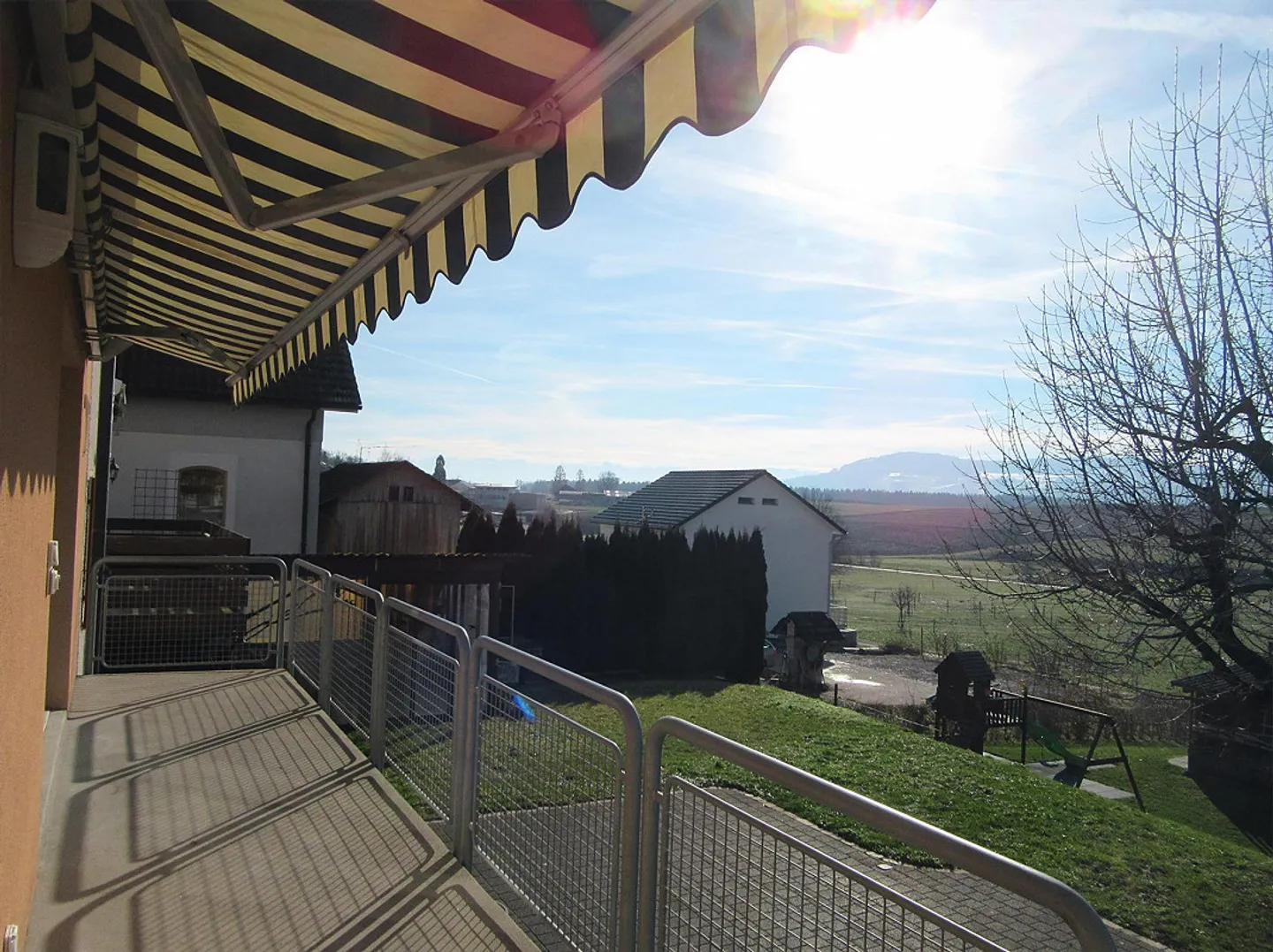 Vivere su due piani con grande balcone - Foto 10 di 10