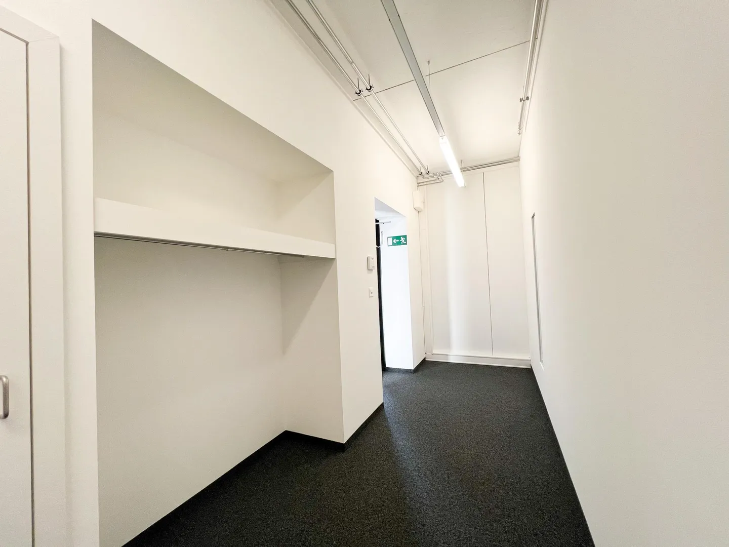 Immeuble mixte à louer - Photo 8 sur 12