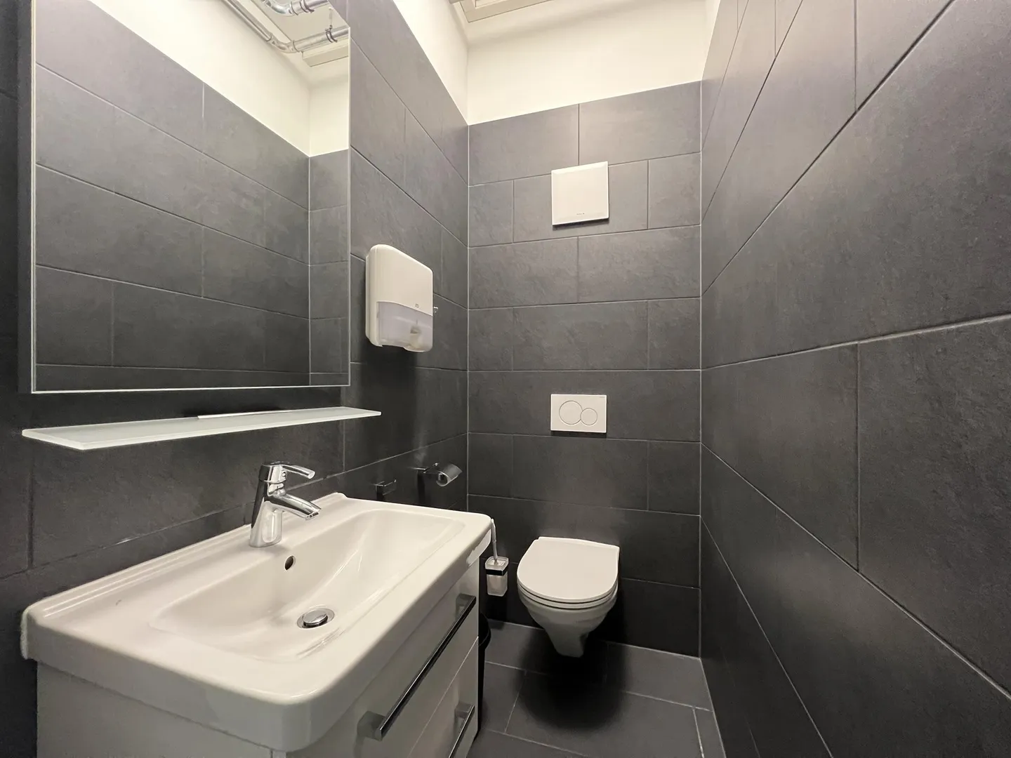 Immeuble mixte à louer - Photo 10 sur 12