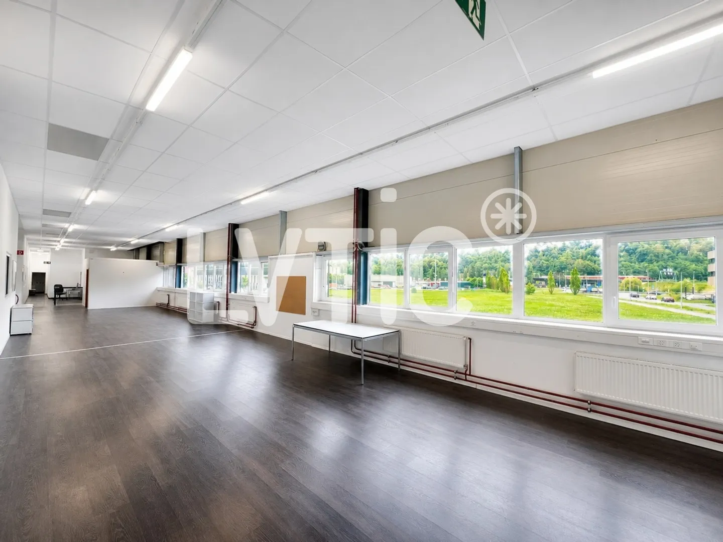 Edificio industriale di 2295 m2 su un lotto di 6370 m2 in vendita a Yverdon - Foto 10 di 12