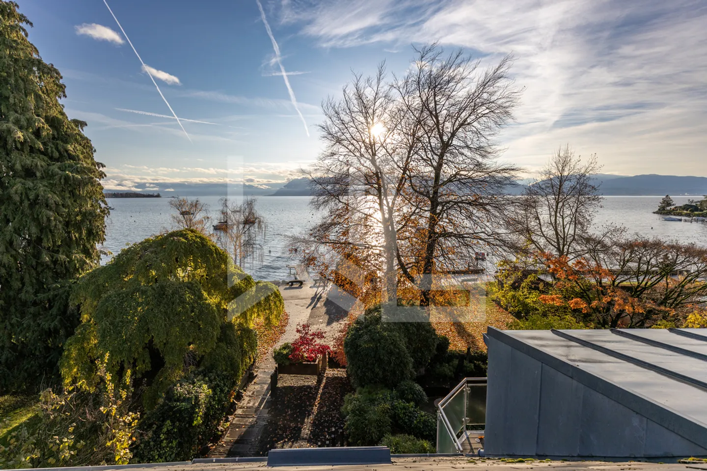 Casa a schiera nella prima fila del lago - Foto 1 di 12