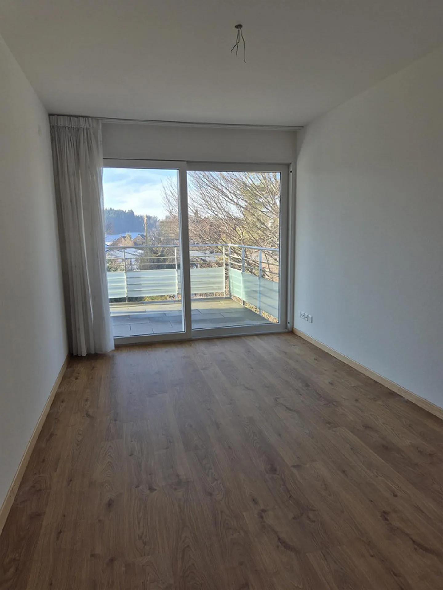 5.5-Room Apartment in Prime Location Including Parking Space - Photo 9 of 16